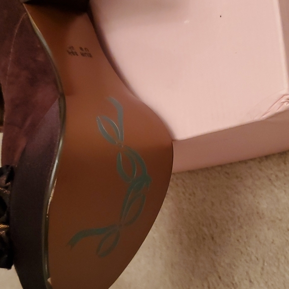 Two Pairs of Gray Color & Dark Brown Suede Poetic License Heels - Picture 8 of 12